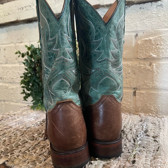 Shyanne Green and Brown Heeled Boots - Picture 3 of 11
